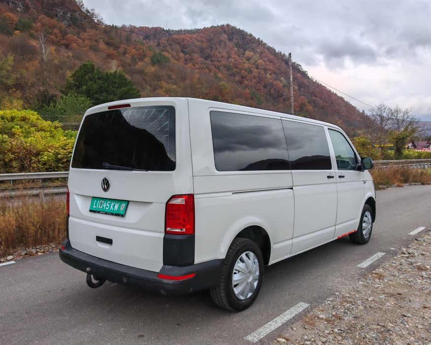 Volkswagen T6 Caravelle-Transporter /8+1 locuri/extra long/climă față-spate