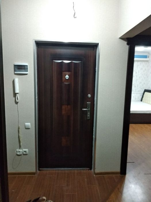 сдаю квартиру (без посредника) метро ойбек евро ремонт +мебел  2/7/9