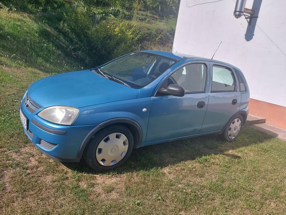 Opel Corsa C 1.3 CDTI, 2004, diesel – funcțională, pentru reparat/program rabla