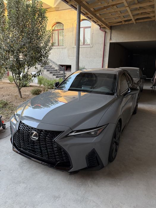 LEXUS IS F-sport
