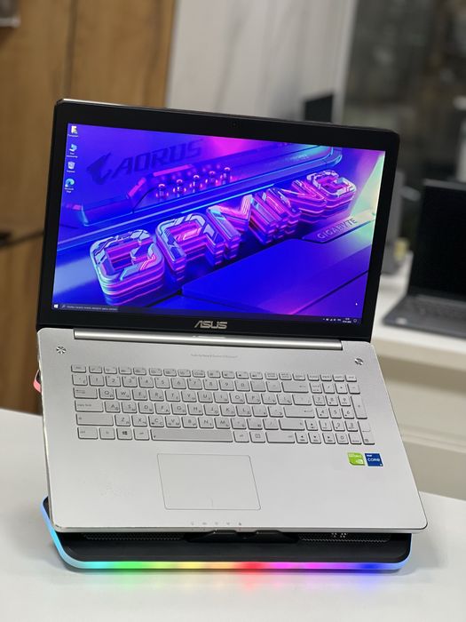 Ноутбук ASUS 17” | 16Gb озу | GTX 850M