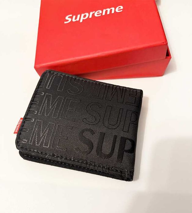 Portofel negru stil Supreme cu compartimente