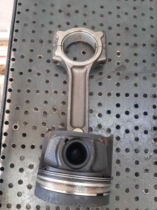 piston cu biela 1.5 dci k9k euro 5 nissan juke f15  k9kb410