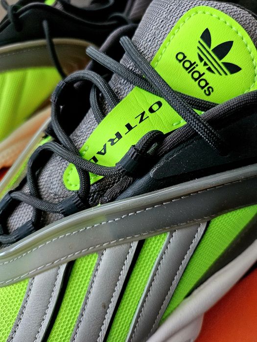 Adidas маратонки 47  1\2