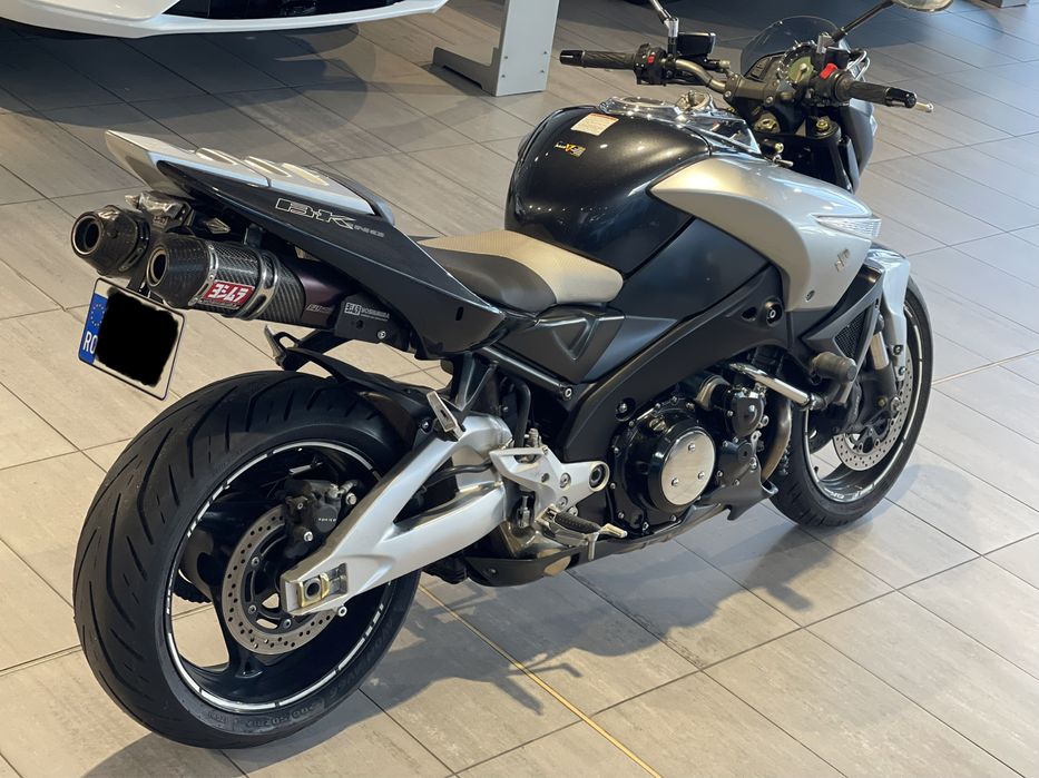 Suzuki B-King GSX 1300