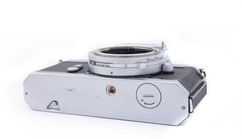 Aparat foto film Nikon Nikkormat N