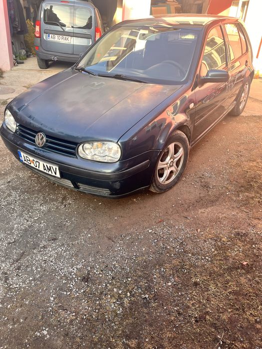 Golf 4 in stare buna