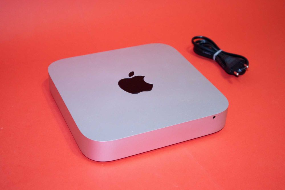 Mac Mini A1347 16GB RAM 240GB SSD i5 комплект Magic Mouse и клавиатура