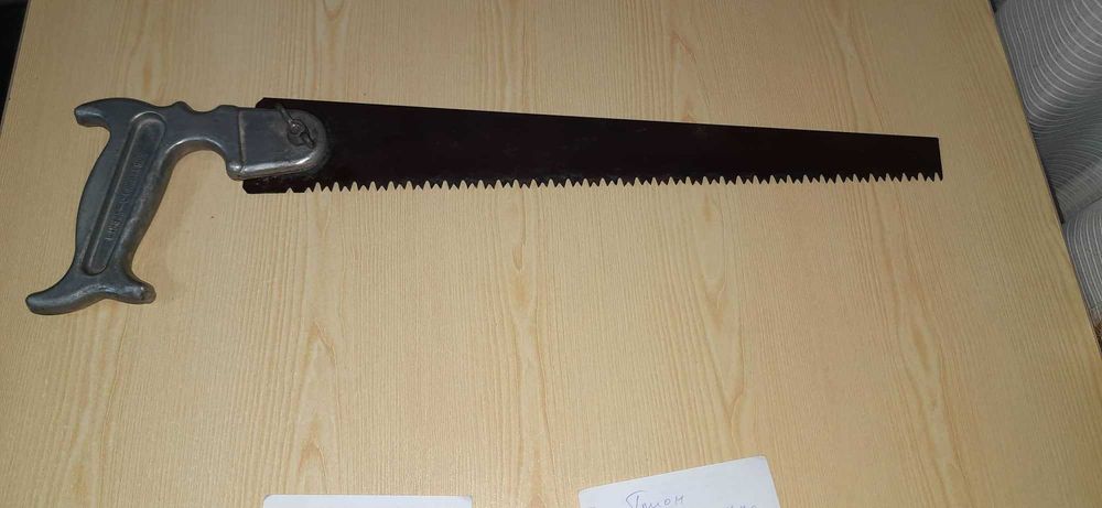 Стари керпеден, овчарска и овощарска ножица, клещи, трион