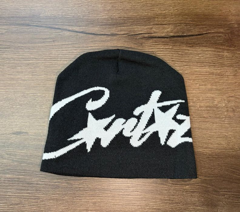 Шапки новые.  В наличии