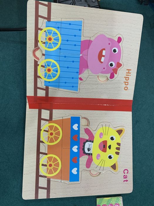 Деревянная книжка пазл