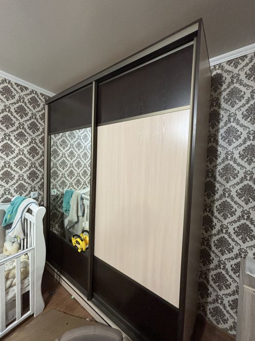 Продам шкаф купе