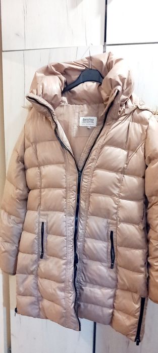 Дамско бежово яке