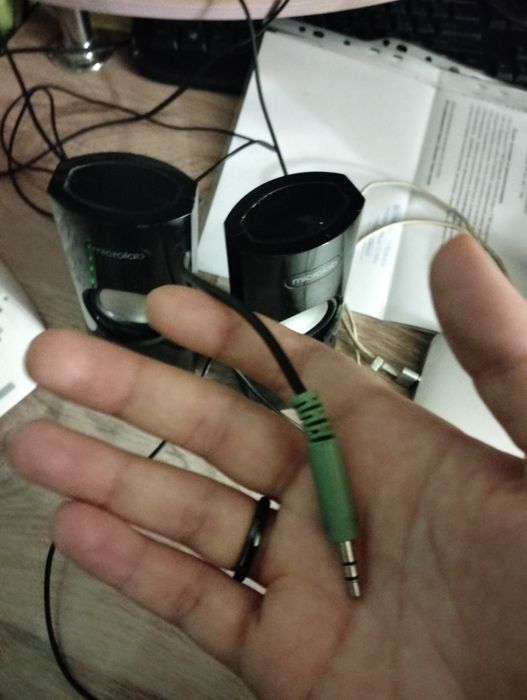 Колонки для компьютера Microlab