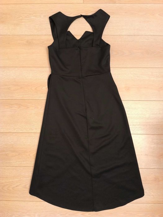 Нова дълга рокля с деколте във формата на сърце