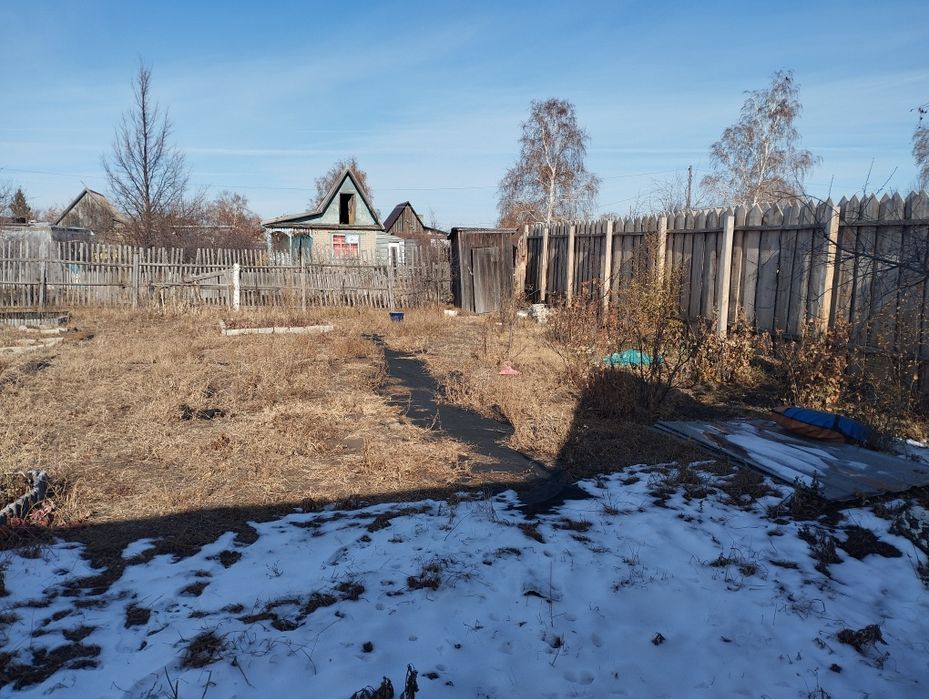 Продам дачу Автомобилист улица 33 участок 15.