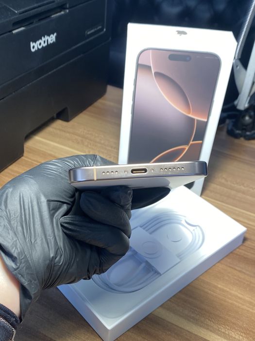 iPhone 16 Pro Max • 256 GB • Desert Titanium / Cod produs: 3911