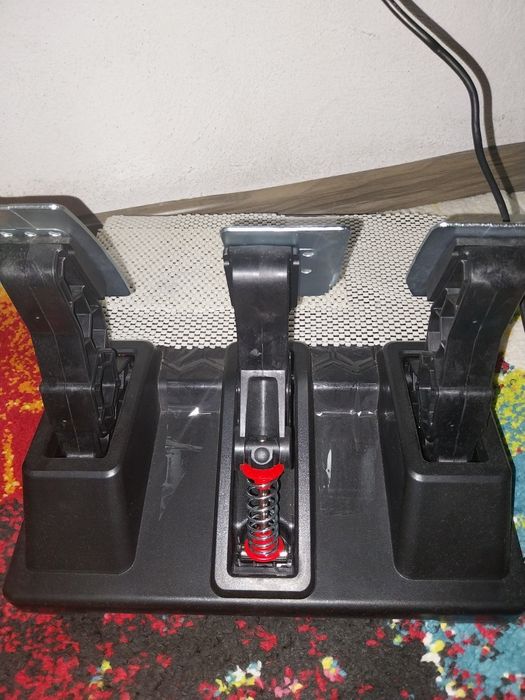 Volan Thrustmaster T248