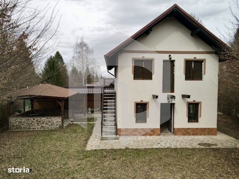 Casa de Vacanță în Valea Avrigului cu 3 Dormitoare //  120 mp