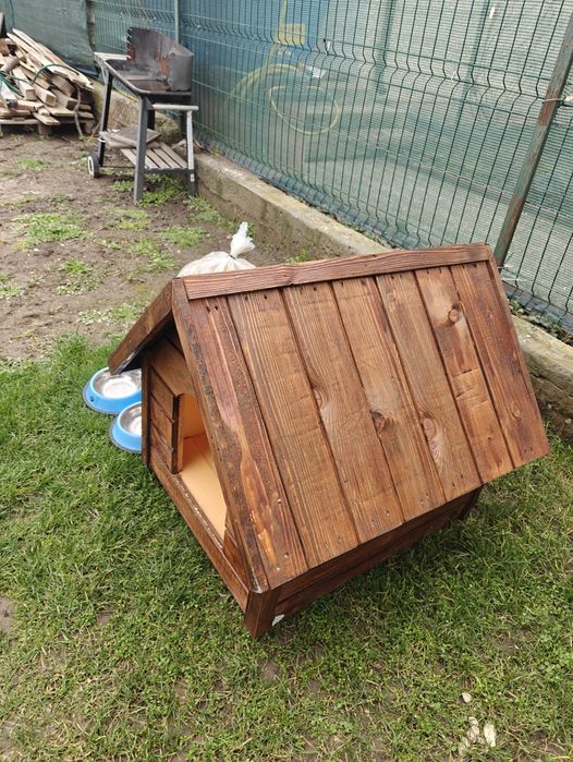 Cușcă izolată  pt câine talie mică/medie