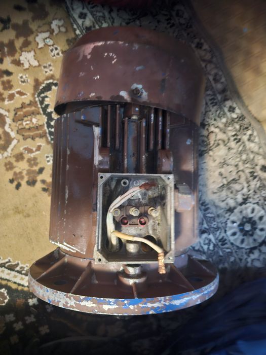 Электродвигатель