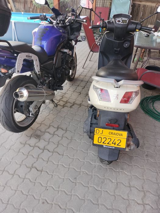 Vând/schimb Peugeot vivacity 3