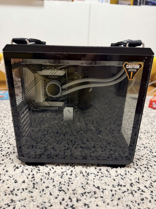 PC Asus TUF Gaming - i9 с водно, SAPPHIRE RX 9070 16GB, 64GB DDR5, 1TB m.2 SSD
