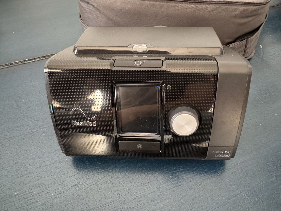 ResMed LUMIS 150 VPAP-STA апарат за неинвазивна вентилация