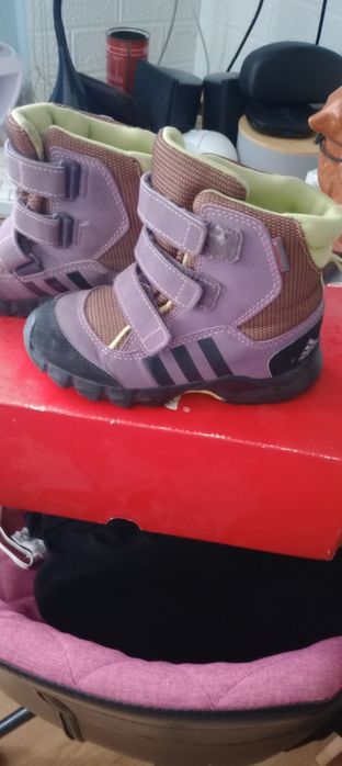 Боти адидас , номер 26,5