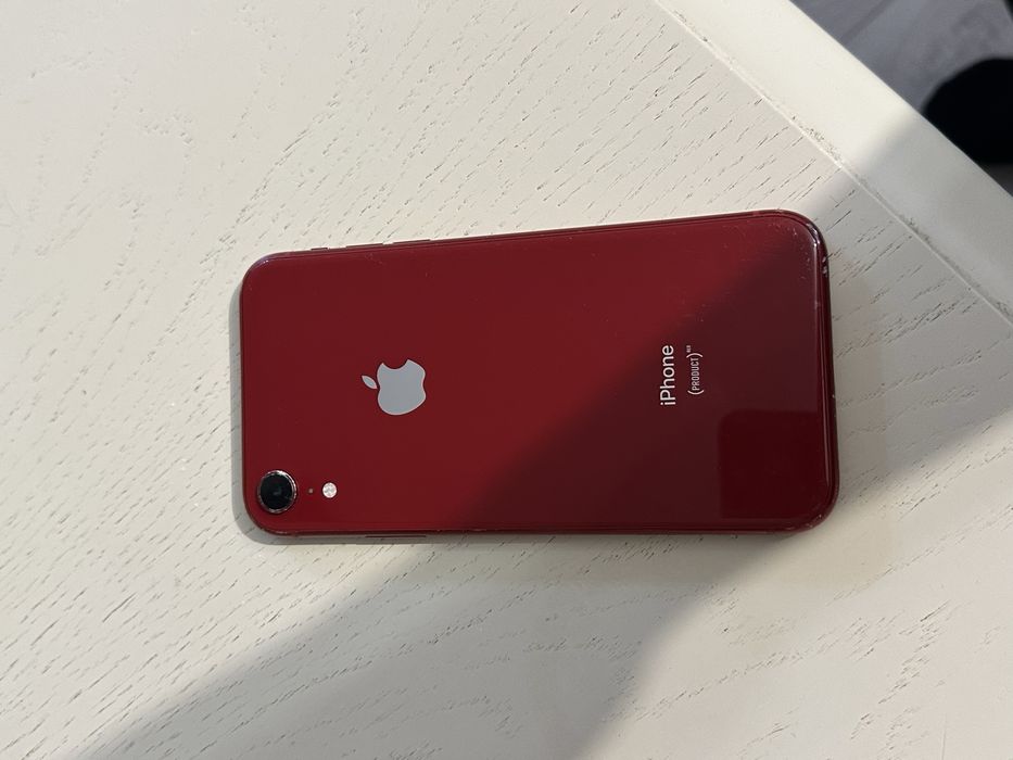 Продам айфон xr на 128 быстрым  торг