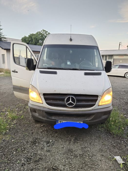 Vând duba mercedes sprinter