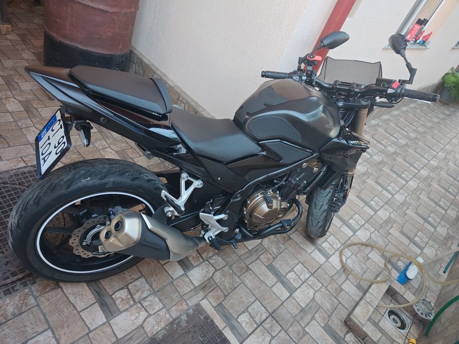 Vând Honda CB500F 2023