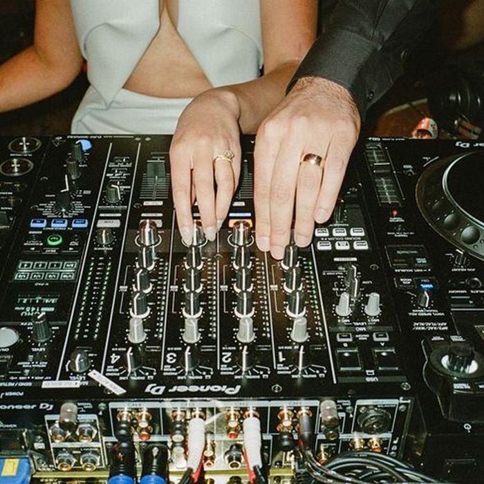 DJ [Диджей] NSFL за вашето ПАРТИ / СВАТБА / РОЖДЕН ДЕН | Варна