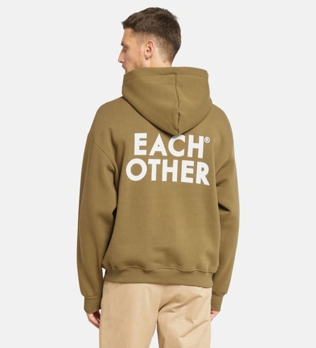 Суичър / Худи на Each Other