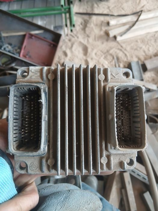 Заз шанс 1.5 xse  2010 год  мазга