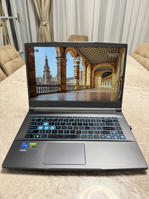 Laptop Gaming MSI Thin 15 B12VE