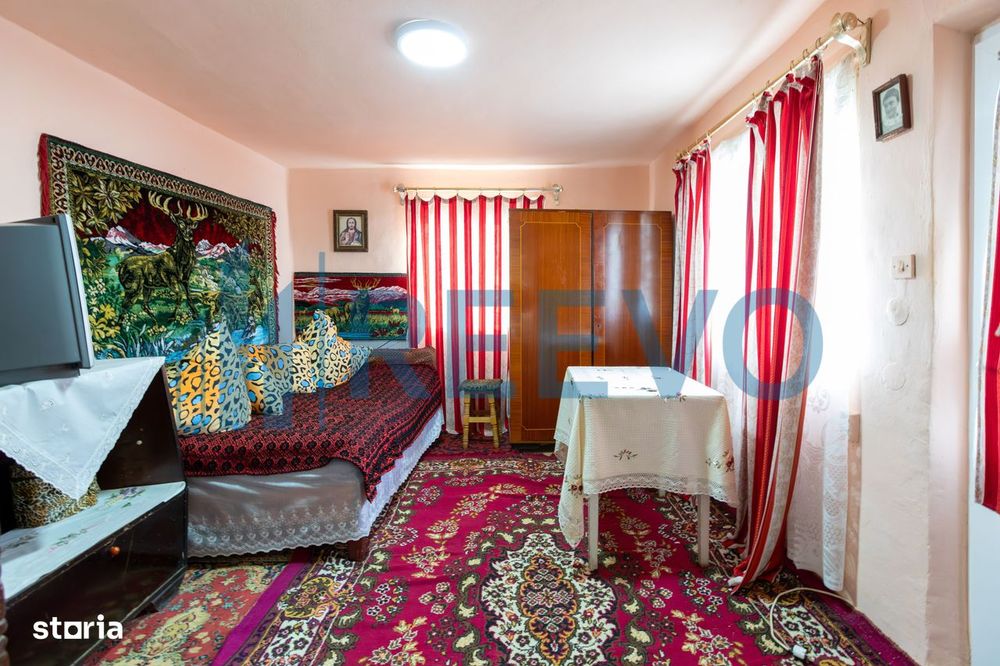 Casa si teren 3365mp Sascut