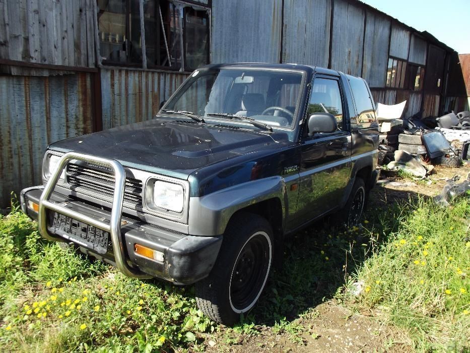 Dezmembrez Daihatsu Feroza 1.6 16v 1995 hard top servodirectie piese