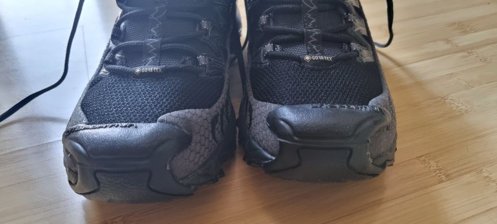 Туристически обувки La sportiva 39