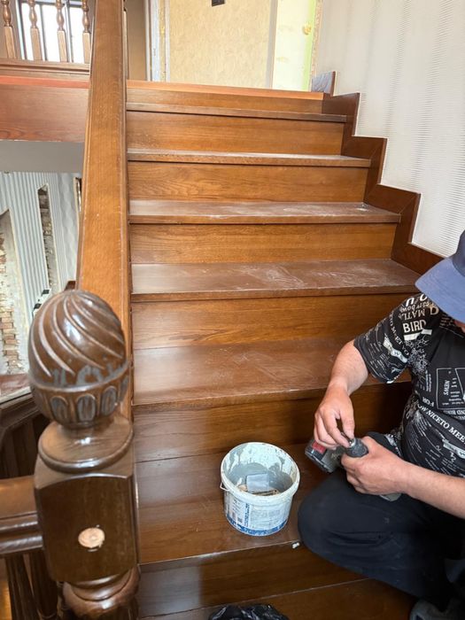 Лестница из натурального дуба б/у