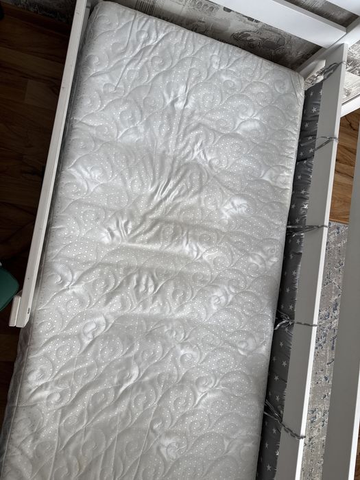 Продам детскую кровать