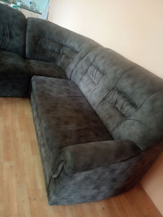 Угловой диван продаётся