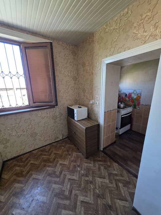 Продаётся 4/4/4 Юнусабад 18 квл, кирпич