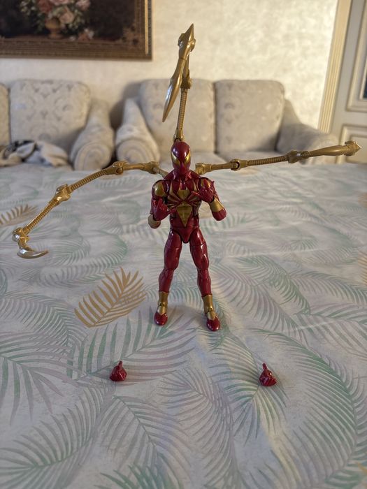 Фигурка железный паук