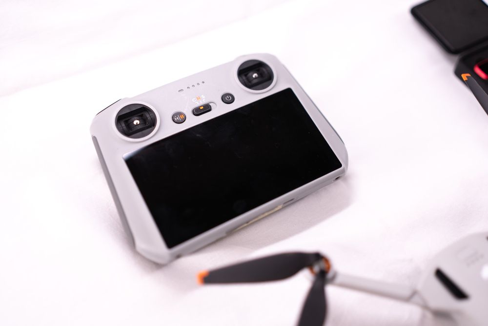 DJI Mini 3 Pro Fly More Combo + Smart Controller + Dji care refresh