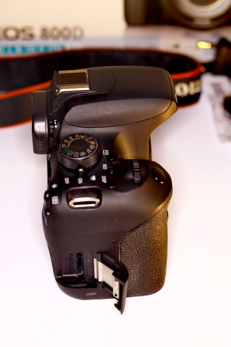 Canon 800d camera dsrl