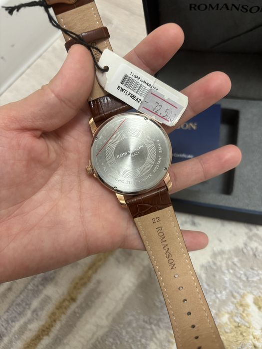 Продам часы оригинил новые от Romanson