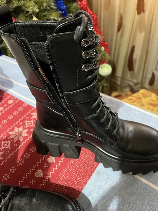 Ghete dama, piele  negre ENZO BERTINI