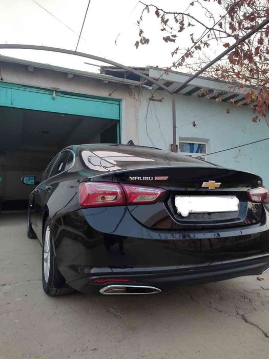 Malibu 2  qora |2.4 mator| 2018 yili gazi bor Narxi 20 500 y.e.