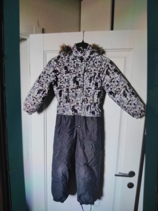 Продам куртки, комбинезоны фирменные